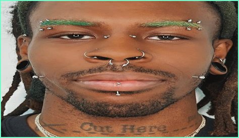 See Amanda Bynes' Dimple Piercing